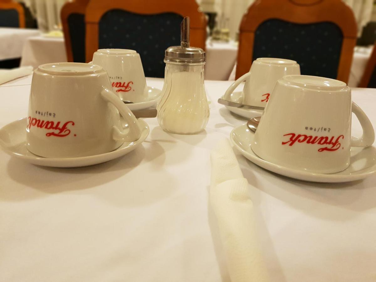 Hotel Carlstadt Karlovac Dış mekan fotoğraf